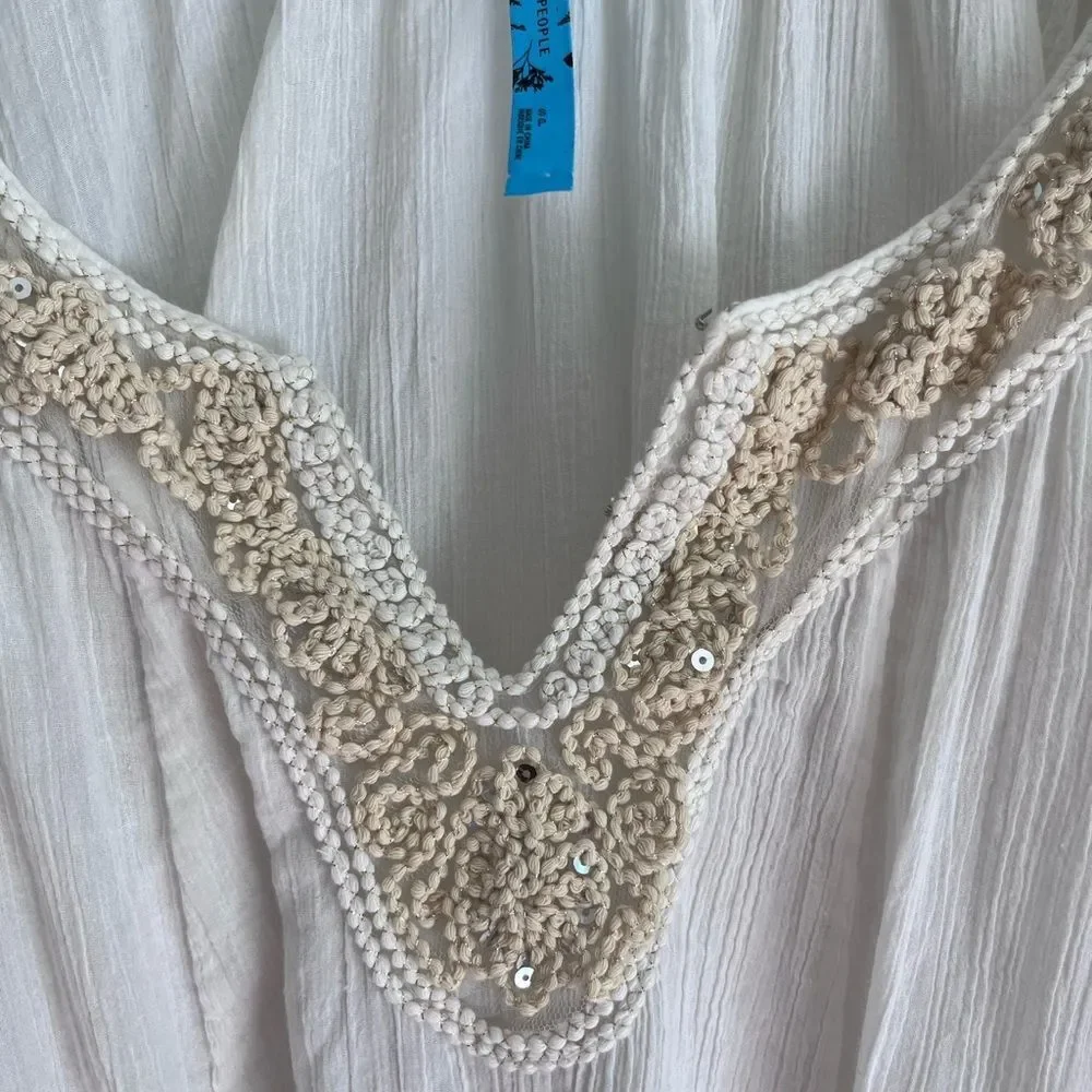 Free People Cream Tunic Lace Sequin Detail SZ Small Coastal Cowgirl NWOT Summer